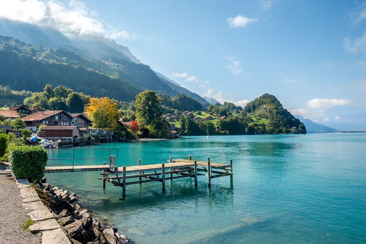 Eksplorasi Keindahan Yang Ajaib: Danau Brienz Swiss